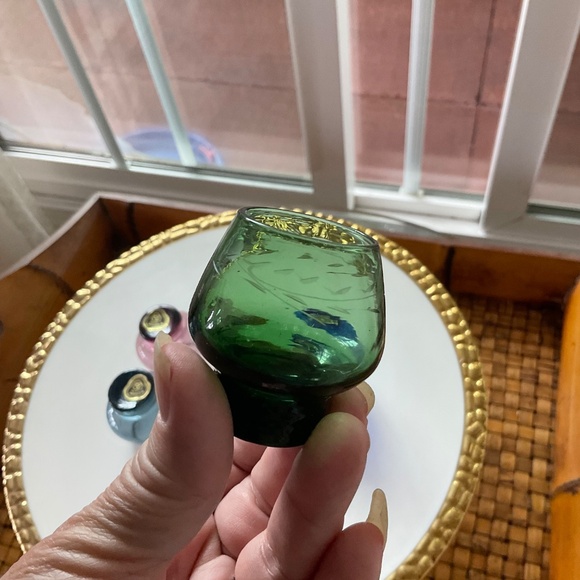 VTG Saki Cordial Colored Etched Shot Glasses - Set of 6 - Picture 8 of 10